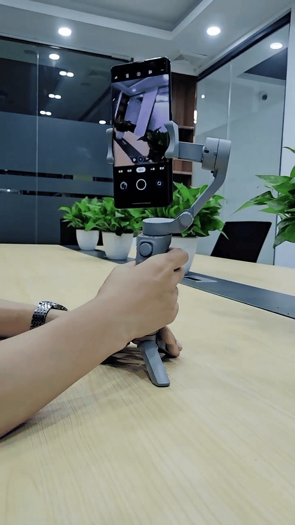 3-Axis Handheld Gimbal Stabilizer for Smooth Professional Video Shooting