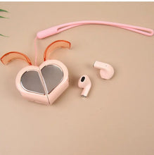 Revoiz Heart Earbuds – Cute, Compact & Wireless